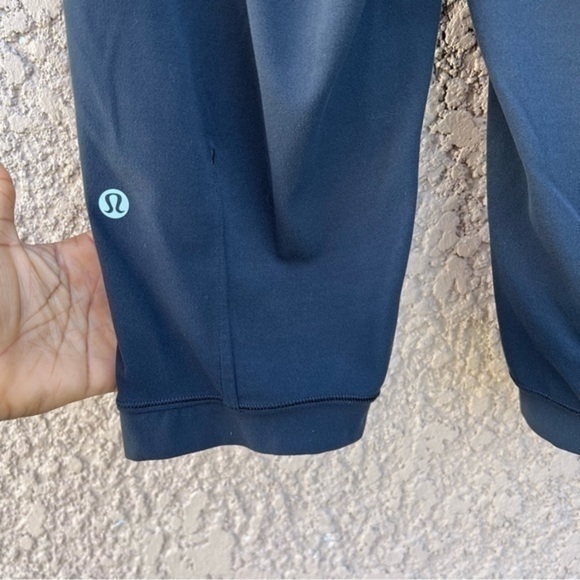 Lululemon 4 Womens Crop Jogger Pants Everyday Athleisure Workout Gym - Picture 5 of 15